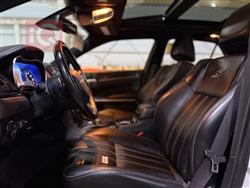 کرایسلەر 300